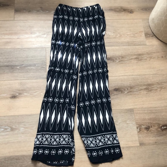 Flowy fabric pants from Macy’s size: small - Picture 1 of 1